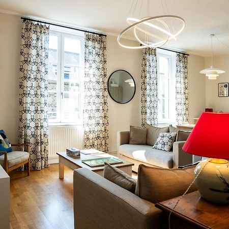 Bel Appartement, Bien Equipe Et Confortable Dans Le Centre Historique Fougeres Ngoại thất bức ảnh