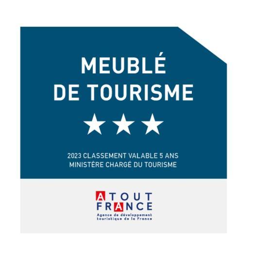 Bel Appartement, Bien Equipe Et Confortable Dans Le Centre Historique Fougeres Ngoại thất bức ảnh