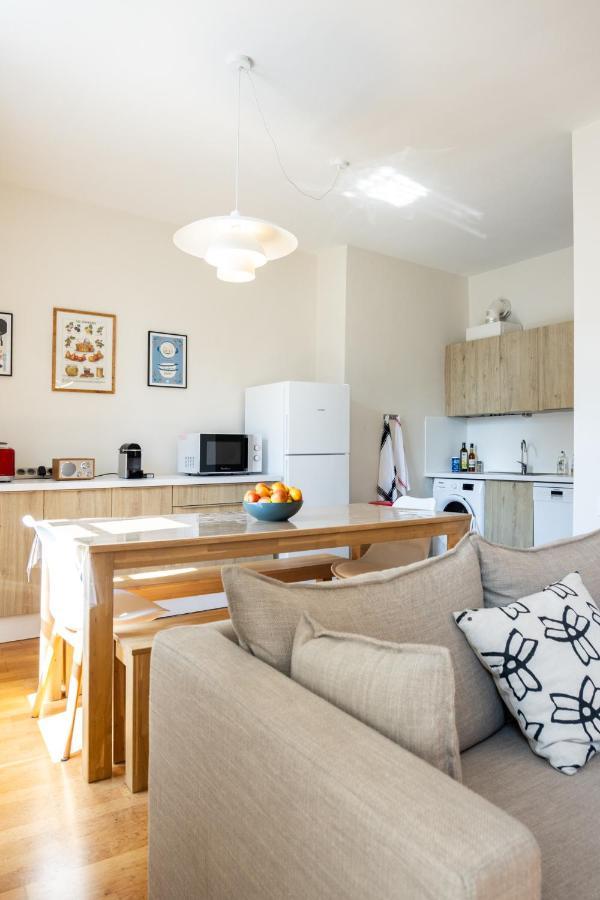 Bel Appartement, Bien Equipe Et Confortable Dans Le Centre Historique Fougeres Ngoại thất bức ảnh