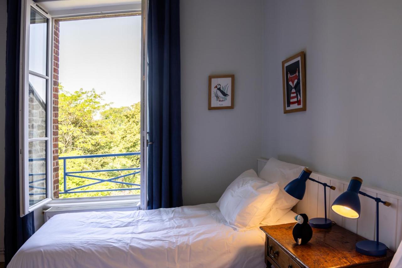 Bel Appartement, Bien Equipe Et Confortable Dans Le Centre Historique Fougeres Ngoại thất bức ảnh